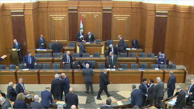 مجلس النواب اللبناني يقر مشروع قانون الضرائب