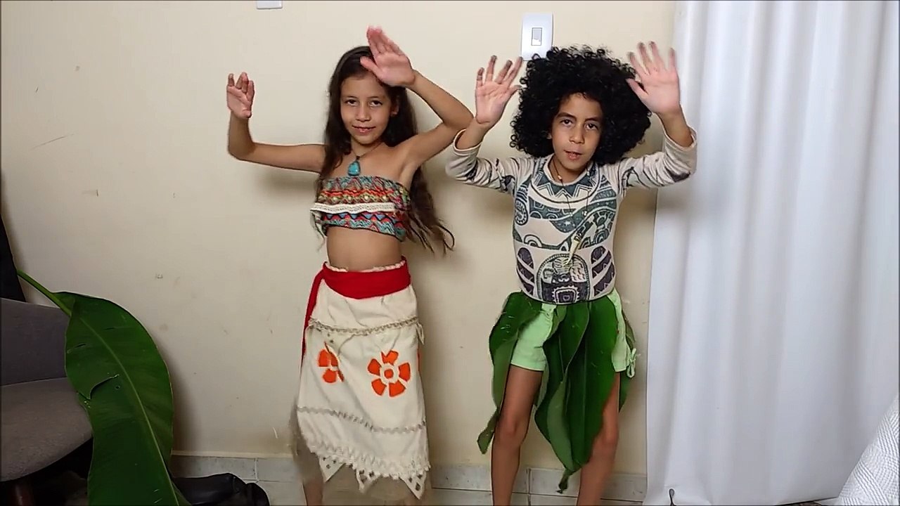 DANÇANDO COM MOANA E MAUI