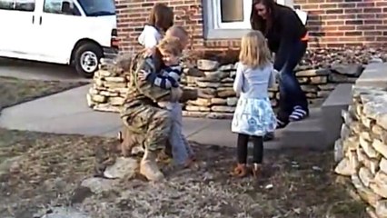 Four Siblings Surprised by Military Dad, Home From Afghanistan