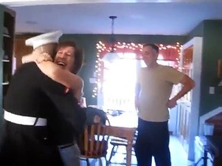 U.S. Marine Surprises Parents on Thanksgiving Day 2012