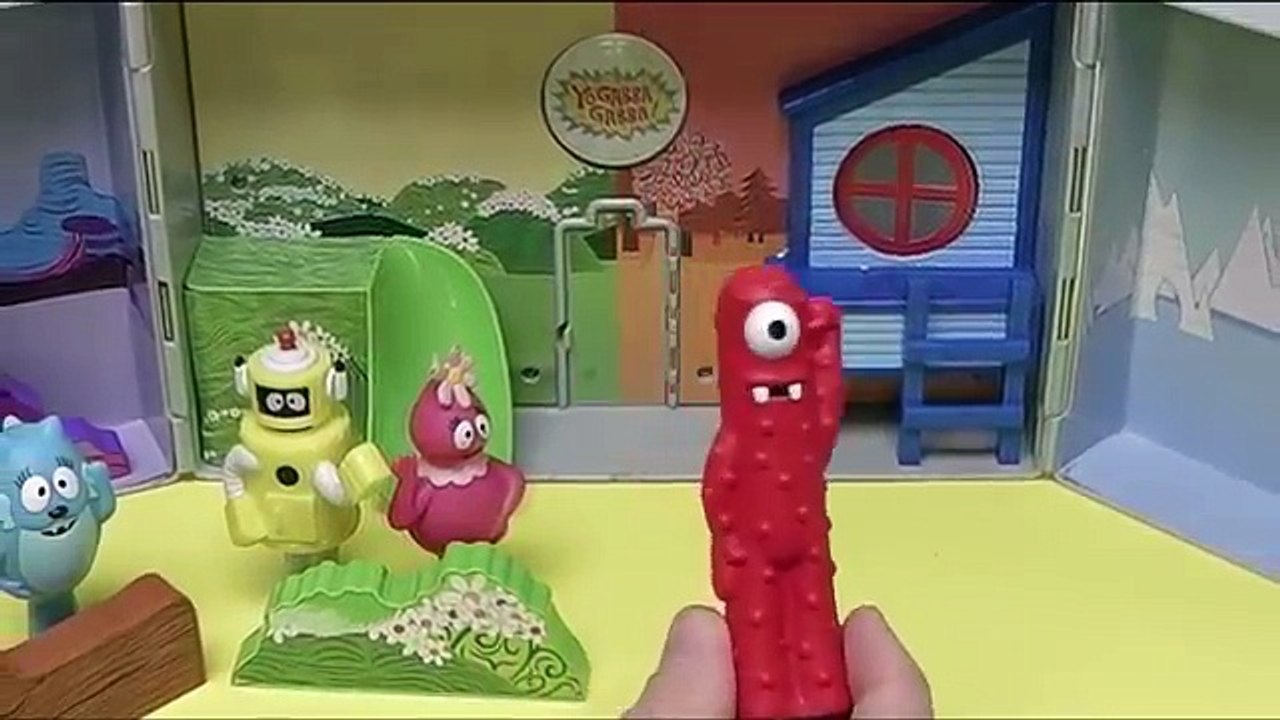 Yo Gabba Gabba Boom Box and Surprise Eggs - Wheres Brobee?