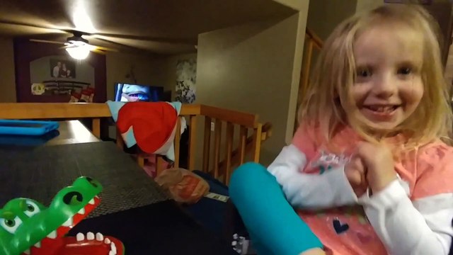 Toy Bites Girl, Girl Bites Back