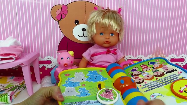 Cómo hacer leche falsa para la bebé Nenuco y su mochila portabebés los mejores juguetes de bebés