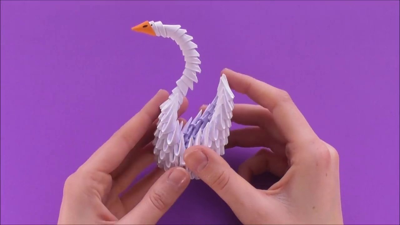 Origami Swan- How to make an origami swan
