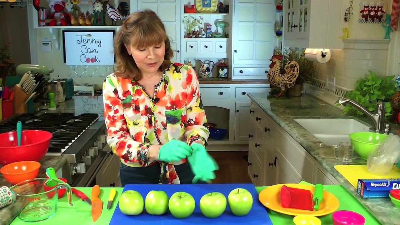 Homemade Apple Pie - Delicious & Healthier Apple Pie Recipe