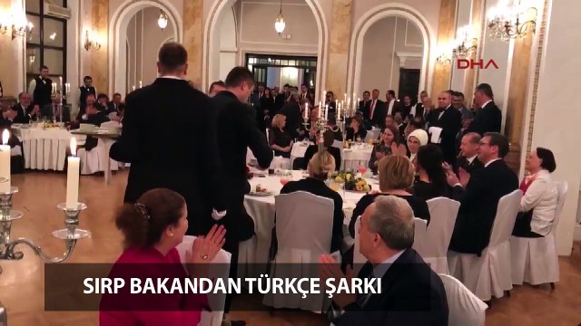 Sırp Dışişleri Bakanı Daçiç’ten Türkçe şarkı