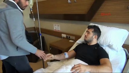 Silahlı saldırıya uğrayan güreşçi konuştu!