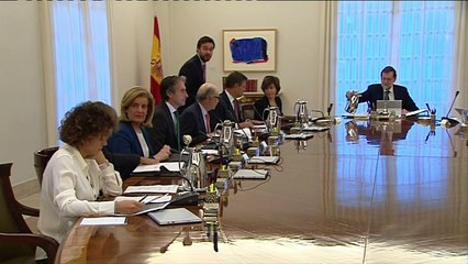 Spain PM asks Catalan leader to clarify position on independence