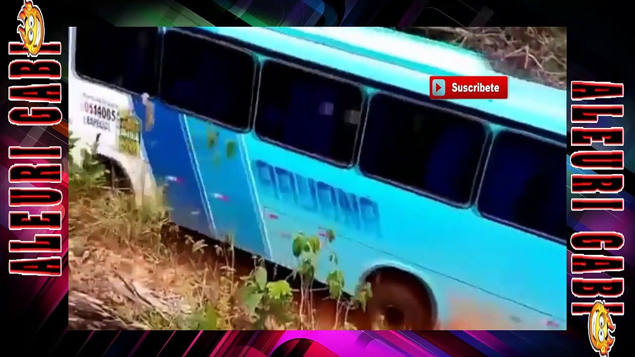 Choferes Manejando En Carreteras Infernales Y Contra El Agua No Lo Creeras