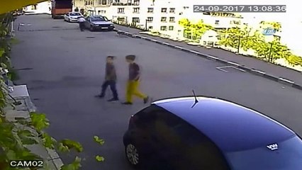 Çocukların Bisiklet Hırsızlığı Kameraya Takıldı