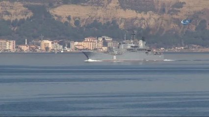 Rus Savaş Gemisi Çanakkale Boğazı'ndan Geçti