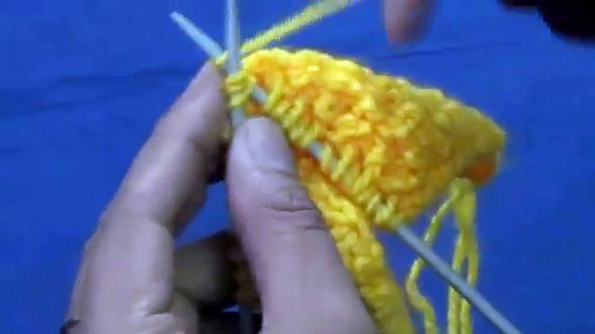 Knitting Pattern / Stitch Design # 6 - Hindi - बुनाई डिजाइन - diagonal design