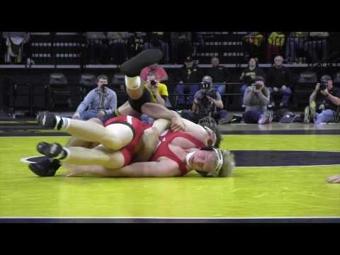 174 lbs Alex Meyer, IOWA vs Eric Engler, NEB