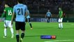 Enfado entre Luis Suárez y Cavani durante el partido Uruguay vs Bolivia 4-2 • 20