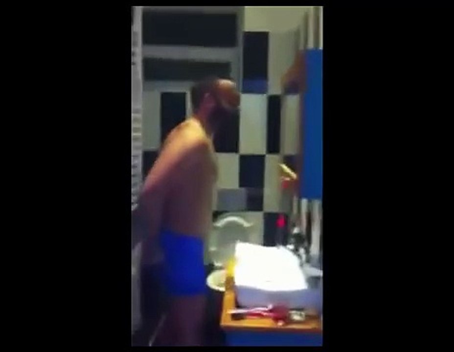Kıçında Fişek Patlatanlar