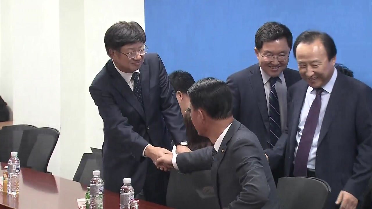 한국당-바른정당 3선, 대통합 추진 실무작업 착수 / YTN
