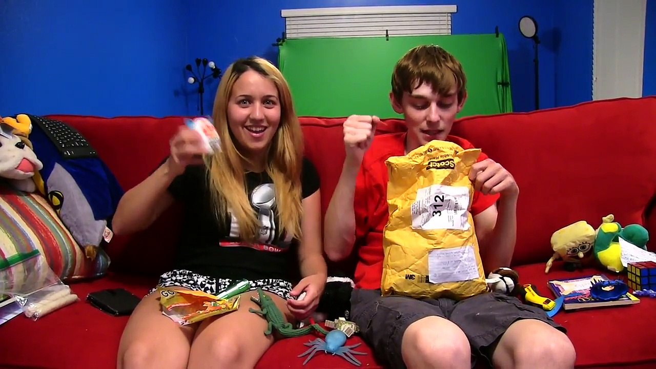 FAN MAIL DURING A HURRlCANE!!