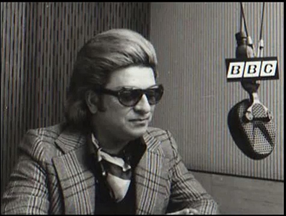 Zeki MÜREN  - Kollarında Öleyim