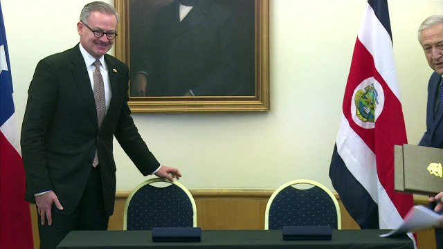 Magistrados opositores dejan Venezuela, rumbo a asilo en Chile