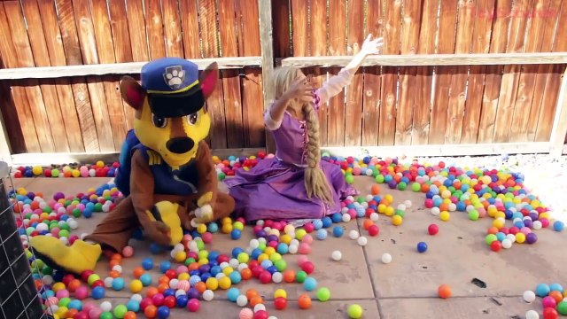 Is Spiderman PUSHING Hulk Into the POOL? w/ Joker & Awesome Toys Cars in Real Life