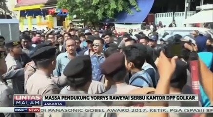 Massa Pendukung Yorrys Raweyai Serbu Kantor DPP Golkar