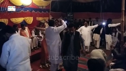 MUJRA MADAM KOMAL WEDDING DANCE MUJRA NEW HD