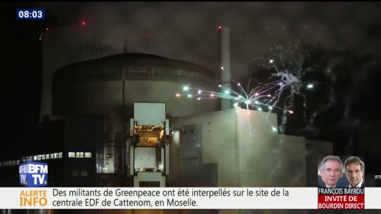 Des militants de Greenpeace interpellés à la centrale nucléaire de Cattenom après avoir tiré un feu d’artifice