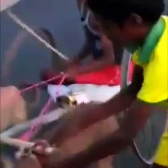 Haste raho or hasate raho