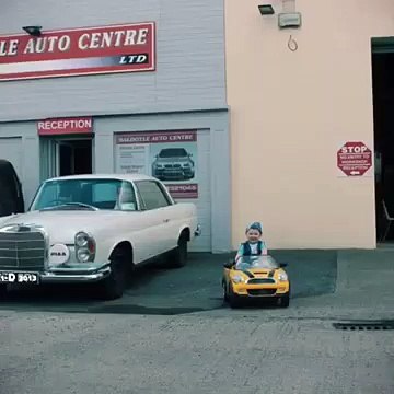 Crash Repairs Dublin - Car Body & Paint Repair Services Range Rover Paint Work