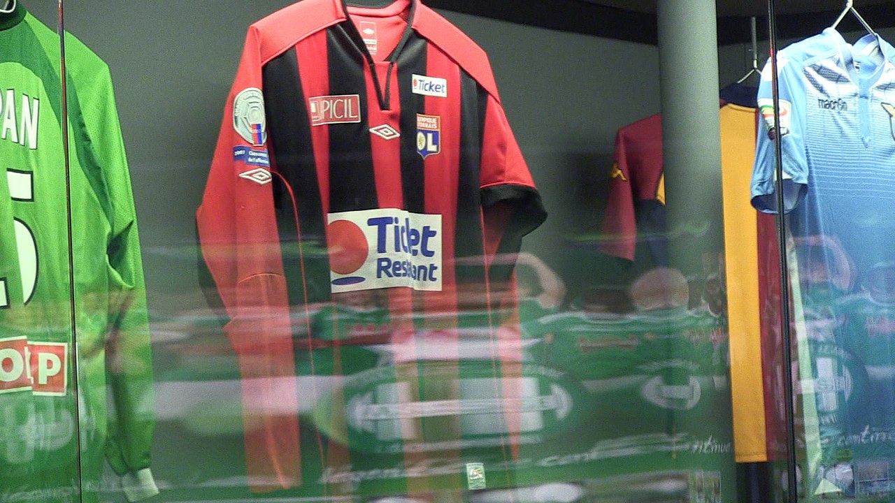 EXPOSITION-EXPOSITION