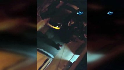 Tacizciyi Polis Linçten Kurtardı