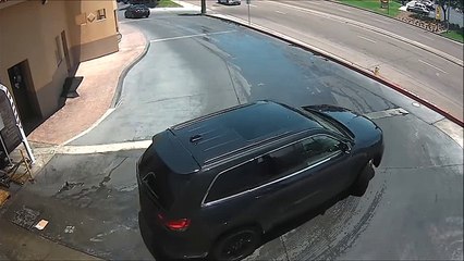 i put spongebob music over an epic car crash