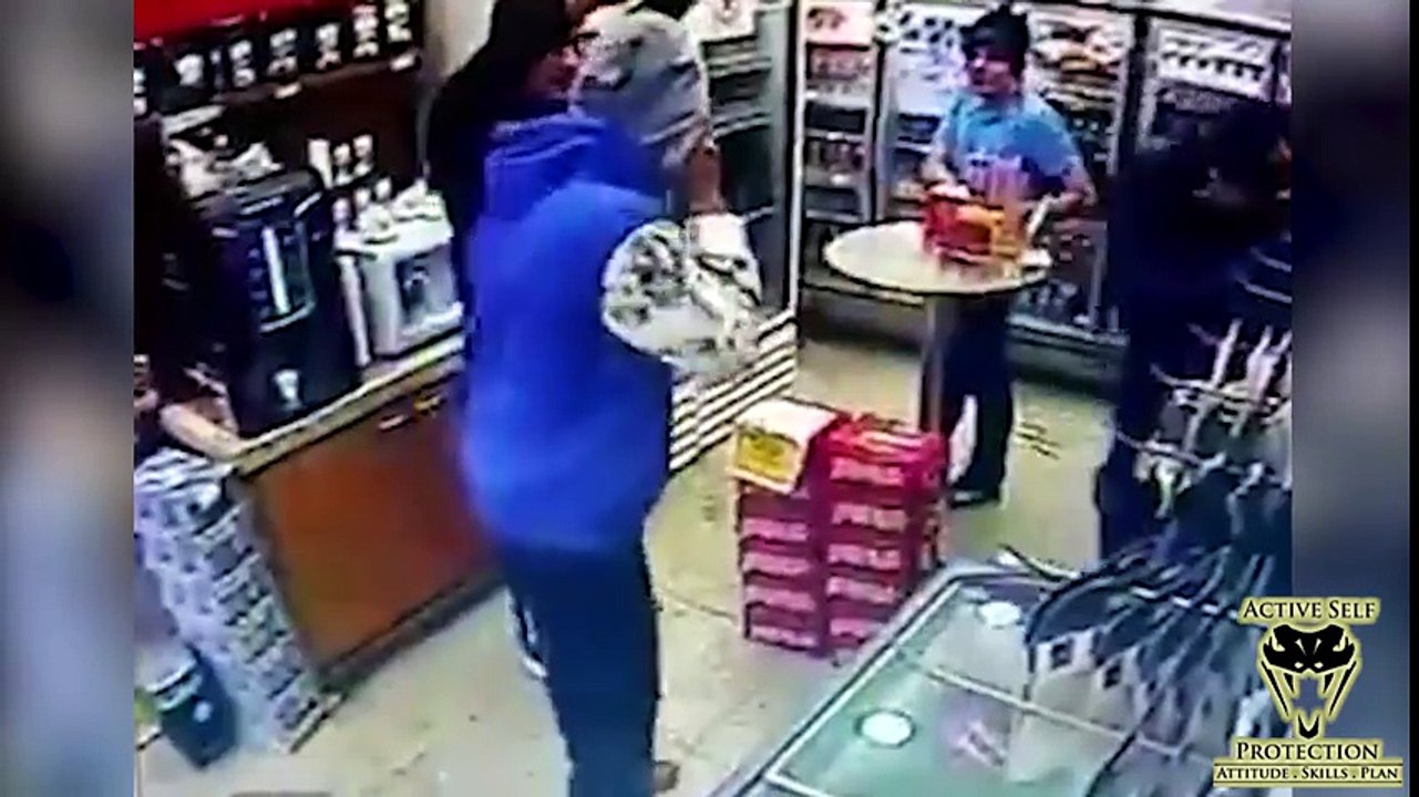 Robber Dropped by CCW Carrier | Active Self Protection