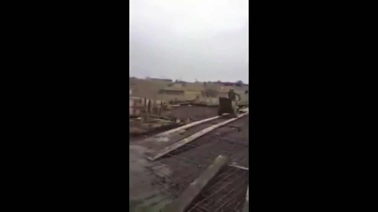Andava di fretta...Avranno qualche scadenza..