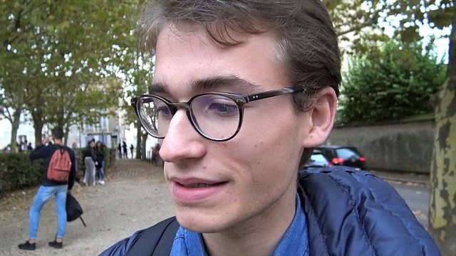 Lycée Jacques-Amyot d'Auxerre : un syndicat lycéen demande l'application duprincipe de précaution soit l'arrêt des cours