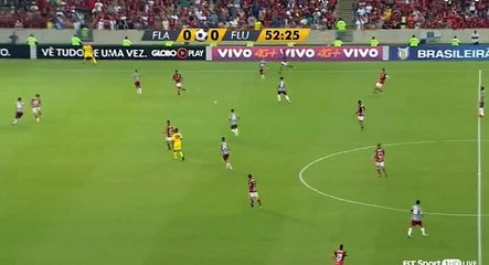 Para (Own goal) HD -  Flamengo RJ	0-1	Fluminense 12.10.2017