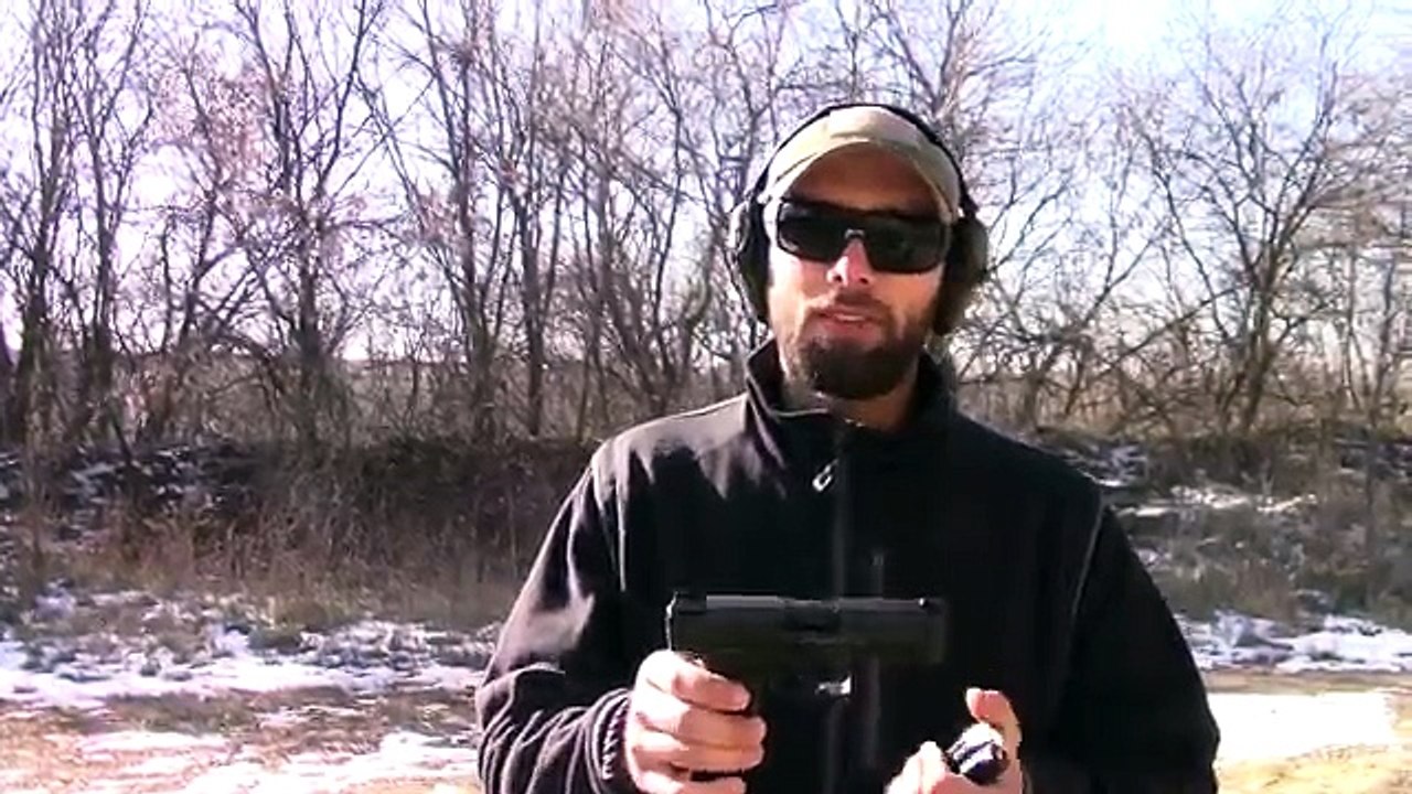 HK VP9 vs Sig P320 | The Gloves Are Off - Tiholics™