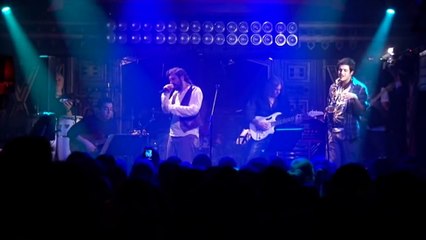 Halil Sezai - Yağmur (Jolly Joker Konseri)