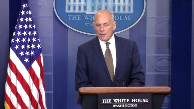 美 백악관 비서실장 외교 예산 안 늘리면 총알 더 사야 / YTN