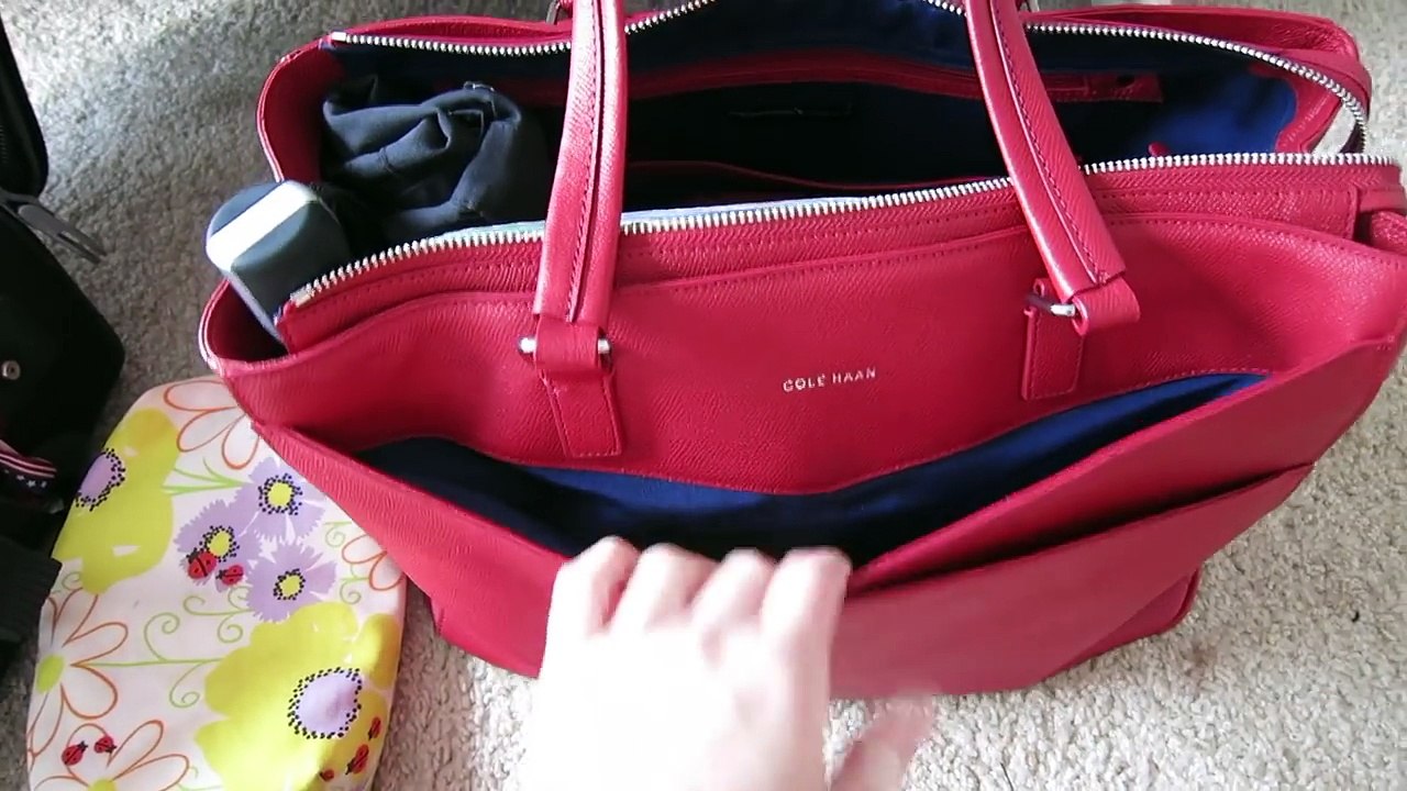 Flight Attendant Carry On Bag | Flight Attendant Life | Jenny Ernst