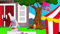 Trolls BABY POPPY and BOSS BABY LEARNING COLORS Jumping into the COLOR WATER FUNNY STORY FOR KIDS