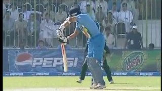 India v Pakistan Samsung Cup 2004 3rd ODI