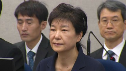 박근혜 前 대통령 구속 연장 오늘 결정 / YTN