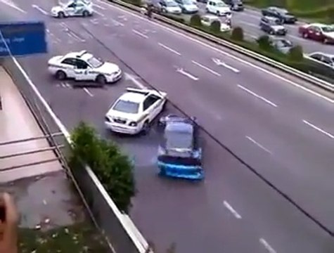 Drift - Police chasing Street Racer on highway. Very Funny. jdm cars imports