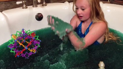 Princess Ella has a crazy dream that she is a mermaid trapped in gelli baff.w mlp,lps blind bags