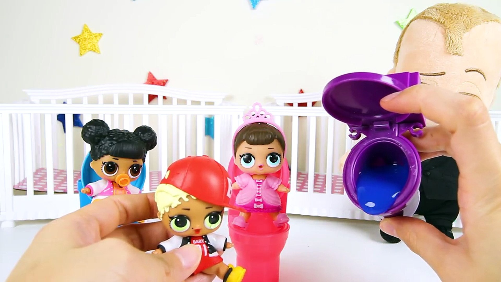 LOL Surprise Baby Doll Potty Race With Boss Baby and Bergen Chef iPad Ellie Sparkles