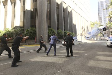 TV Series: Marvel's Inhumans Season 1 Episode 4 (Premiere HD)