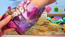 PEPPA PIG Toys English Episodes | KINETIC SAND BEACH Summer Vacation Holiday