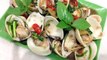 FRIED WHITE CLAMS WITH THAI BASIL