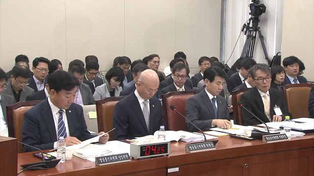 공영방송 파업 쟁점...헌재 국감 파행 / YTN